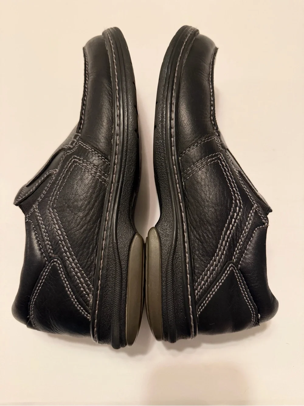 Johnston & Murphy XC4 Men's Black Leather Waterproof Slip-On Loafers 9.5M